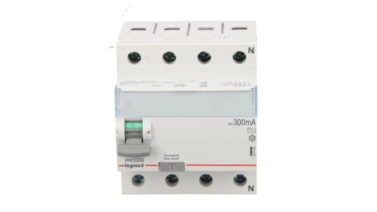 Wyłącznik różnicowoprądowy 4P 63A 0,3A typ AC P304 TX3 411729